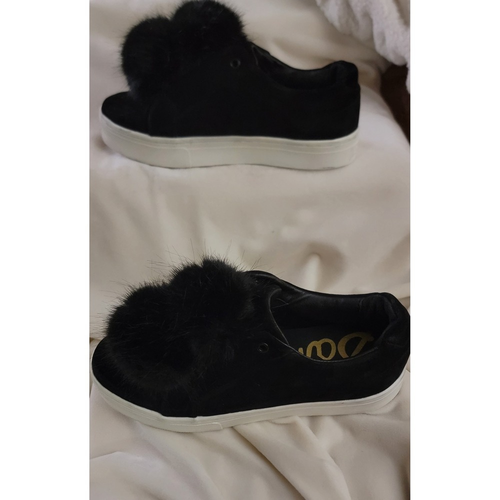 Sam Edelman Black Suede Slip On Sneakers with Fur Pom Poms Women's Size 7m - Picture 3 of 6